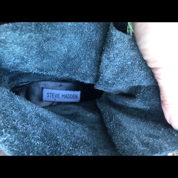 Steve Madden black boots - Picture 2 of 5